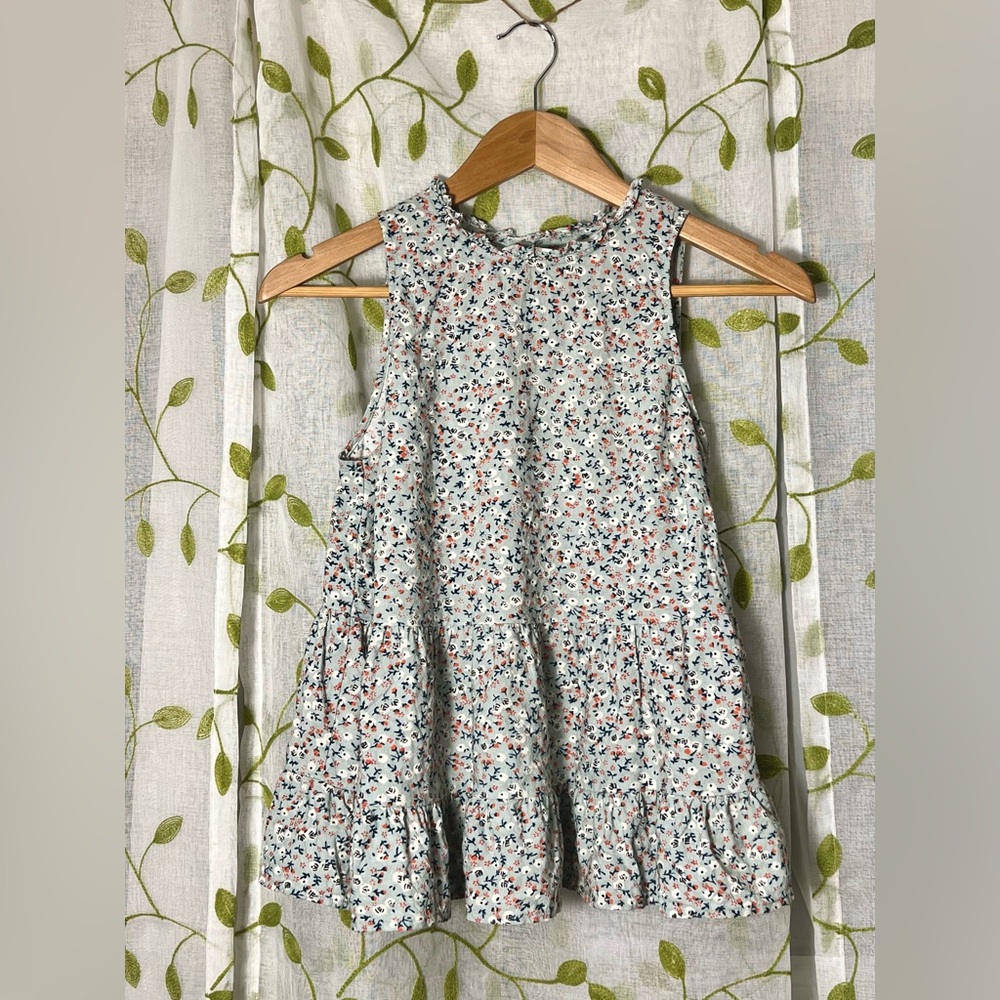 Universal Thread | XS | Pale Blue Floral Top